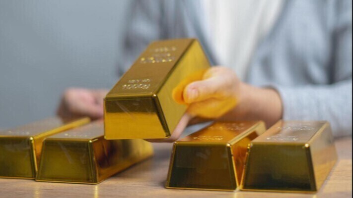 انخفاض سعر الذهب إلى 5020.10 دولارا للأوقية!