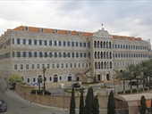 جلسة لمجلس الوزراء الإثنين في السرايا!