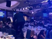 إطلاق نار خلال عشاء مراسلي البيت الأبيض وإجلاء دونالد ترامب!